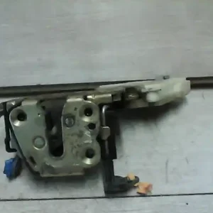 Outlet NISSAN ALMERA TINO Bal első ajtó zárszerkezet központi záras bontott alkatrész