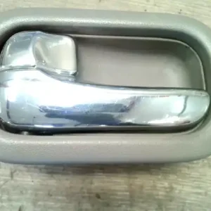 Outlet NISSAN ALMERA TINO Bal első belső kilincs bontott alkatrész