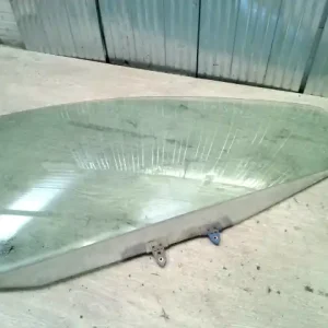 Kedvezmény NISSAN ALMERA TINO Jobb első ajtóüveg 5 ajtós, ferdehátú bontott alkatrész