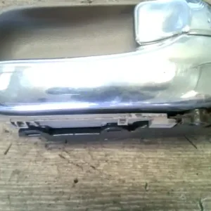 Expressz szállítás NISSAN ALMERA TINO Jobb első belső kilincs 5 ajtós bontott alkatrész