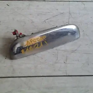 Vedd meg most NISSAN CABSTAR Jobb első külső kilincsbontott alkatrész