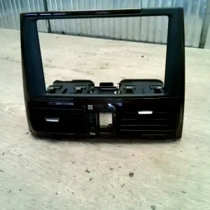 Árcsökkenés NISSAN MAXIMA A33 1999.04- Szellőző keret dísz középső bontott alkatrész