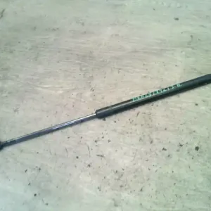 Expressz kézbesítés NISSAN MICRA K11 00.08-02.12 Csomagtérajtó kitámasztó teleszkóp jobb bontott alkatrész