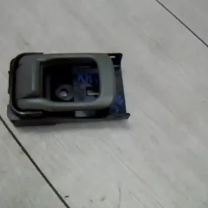 Szuper ajánlat NISSAN MICRA K11 00.08-02.12 Jobb első belső kilincs bontott alkatrész