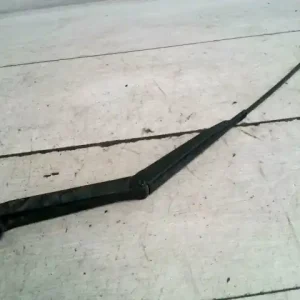 Szuper akció NISSAN MICRA K11 92.08-00.07 Ablaktörlő kar bal első bontott alkatrész