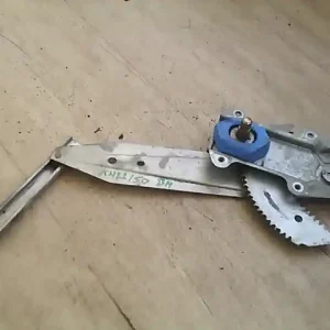 Biztonságos vásárlás NISSAN MICRA K11 92.08-00.07 Bal hátsó ablakemelő szerkezet mechanikus bontott alkatrész