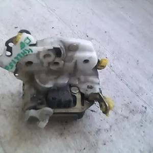 Legkelendőbb NISSAN MICRA K11 92.08-00.07 Bal első ajtó zárszerkezet mechanikus bontott alkatrész