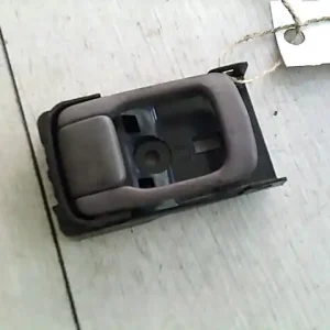 Olcsó NISSAN MICRA K11 92.08-00.07 Bal első belső kilincs bontott alkatrész