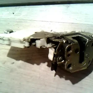 Outlet NISSAN MICRA K11 92.08-00.07 Jobb hátsó ajtó zárszerkezet központi záras központizárasbontott alkatrész