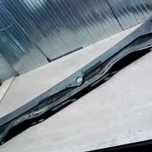 Kiárusítás NISSAN MICRA K11 92.08-00.07 Levélrács bontott alkatrész