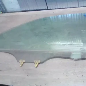 Szuper ajánlat NISSAN MICRA K12 2002-2010 Bal első ajtóüveg bontott alkatrész