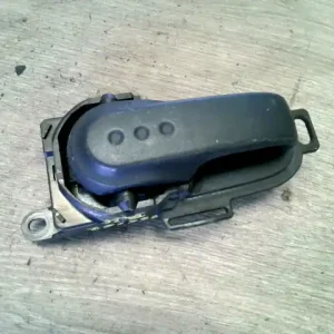 Utolsó esély NISSAN MICRA K12 2002-2010 Bal hátsó belső kilincs bontott alkatrész
