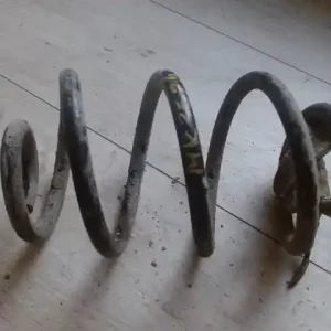 Csak ma NISSAN MICRA K12 2002-2010 Spirálrugó 1,2 b bontott alkatrész