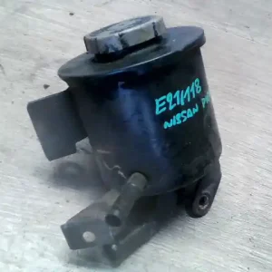 Biztonságos vásárlás NISSAN Pickup 1997.01-2000 Szervóolaj tartály bontott alkatrész