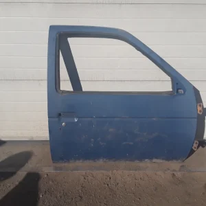 Szuper akció NISSAN PICKUP 1985.09-1998.02 Jobb első ajtó. bontott alkatrész
