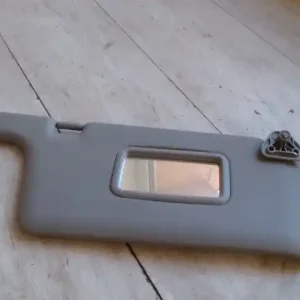 Gyors kiszállítás NISSAN PrimeraP11 1999.10.01-2002.02.28 Jobb napellenző bontott alkatrész