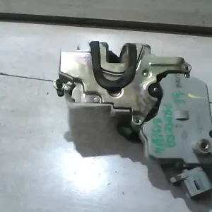 Outlet NISSAN PRIMERA 98-01 Jobb első ajtó zárszerkezet központizáras központizárasbontott alkatrész