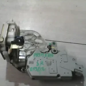 Ajánlat NISSAN PRIMERA 98-01 Jobb hátsó ajtó zárszerkezet központi záras központizárasbontott alkatrész