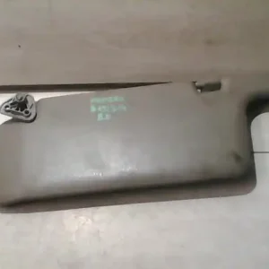 Végkiárusítás NISSAN PRIMERA 98-01 Bal napellenző bontott alkatrész