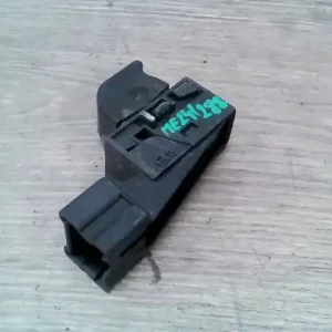 Outlet NISSAN PRIMERA 98-01 Jobb első ablakemelő kapcsoló bontott alkatrész