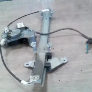 Végkiárusítás NISSAN PRIMERA 98-01 Jobb első ablakemelő szerkezet elektromos bontott alkatrész