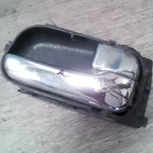 Árcsökkenés NISSAN PRIMERA 98-01 Jobb hátsó belső kilincs bontott alkatrész