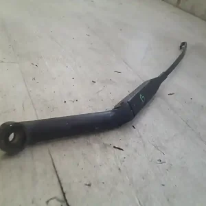 Különleges ajánlat NISSAN PRIMERA P11 96.10-99.09 Ablaktörlő kar bal első bontott alkatrész