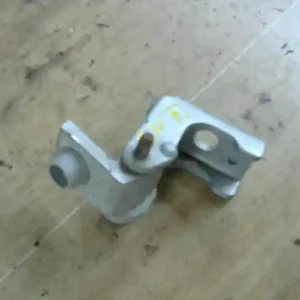 Alacsony ár NISSAN PRIMERA P11 96.10-99.09 Jobb hátsó felső ajtózsanér bontott alkatrész