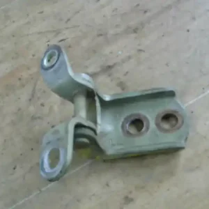 Szuper ajánlat NISSAN PRIMERA P11 96.10-99.09 Jobb első felső ajtózsanér bontott alkatrész