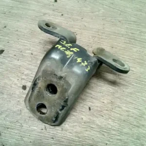 Expressz kézbesítés NISSAN PRIMERA P12 2001-2007 Jobb első felső ajtózsanér bontott alkatrész