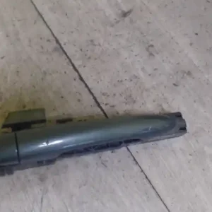 Kihagyhatatlan ajánlat NISSAN PRIMERA P12 2001-2007 Jobb első külső kilincskombi bontott alkatrész