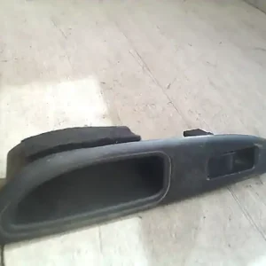 Exkluzív ajánlat NISSAN PRIMERA P12 2001-2007 Jobb hátsó ablakemelő kapcsoló bontott alkatrész