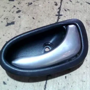 Gyors szállítás NISSAN PRIMERA P12 2001-2007 Jobb hátsó belső kilincs bontott alkatrész