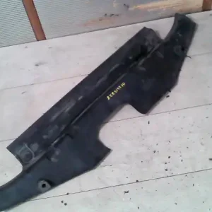 Alacsony ár NISSAN PRIMERA P12 2001-2007 Zárhíd burkolat bontott alkatrész