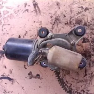 Outlet NISSAN SUNNY N14 91.03-95.09 Ablaktörlő motor első bontott alkatrész