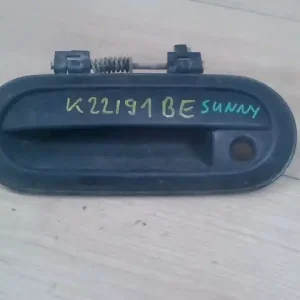 Kiárusítás NISSAN SUNNY N14 91.03-95.09 Bal első külső kilincs bontott alkatrész