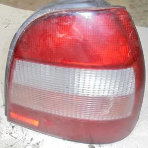 Vásárlói kedvenc NISSAN SUNNY N14 91.03-95.09 Jobb hátsó lámpa5 ajtós bontott alkatrész