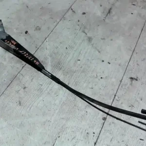 Akciós ár NISSAN VANETTE CARGO Ablaktörlő kar hátsó jobb hátsó bontott alkatrész