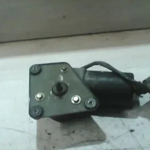 Kihagyhatatlan ajánlat NISSAN VANETTE CARGO Ablaktörlő motor első bontott alkatrész