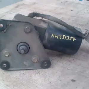 Csak ma NISSAN VANETTE CARGO Ablaktörlő motor első bontott alkatrész