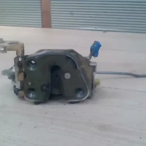 Akció NISSAN VANETTE CARGO Bal első ajtó zárszerkezet mechanikus bontott alkatrész