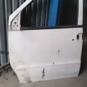 Szuper ajánlat NISSAN VANETTE CARGO Bal első ajtó. bontott alkatrész