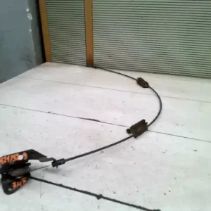 Legkelendőbb NISSAN VANETTE CARGO Bal felső csomagtérajtó zár bontott alkatrész