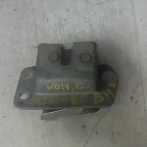 NISSAN VANETTE CARGO Bal tolóajtó zárszerkezet alsó bontott alkatrész Szezonális akció