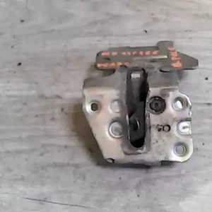 Csak ma NISSAN VANETTE CARGO Bal tolóajtó zárszerkezet bontott alkatrész