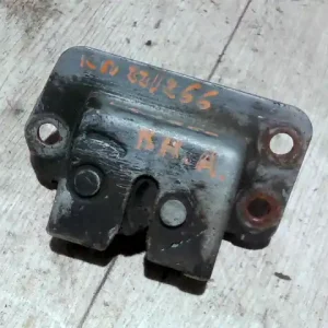 NISSAN VANETTE CARGO Csomagtérajtó zárszerkezet bal hátsó bontott alkatrész Prémium