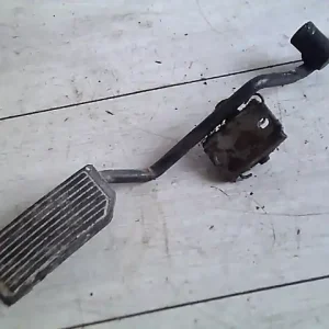 NISSAN VANETTE CARGO Gázpedál bontott alkatrész Legnépszerűbb