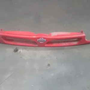 Szuper ajánlat NISSAN VANETTE CARGO Hűtőrács díszrács bontott alkatrész