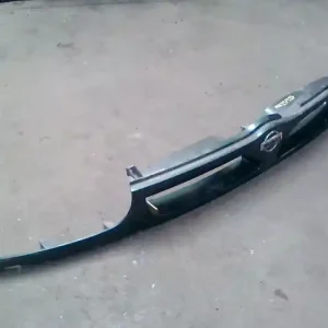 NISSAN VANETTE CARGO Hűtőrács díszrács bontott alkatrész Szuper akció