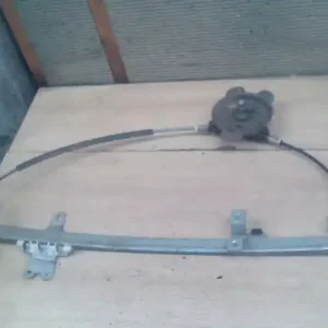 Kiárusítás NISSAN VANETTE CARGO Jobb első ablakemelő szerkezet mechanikus bontott alkatrész